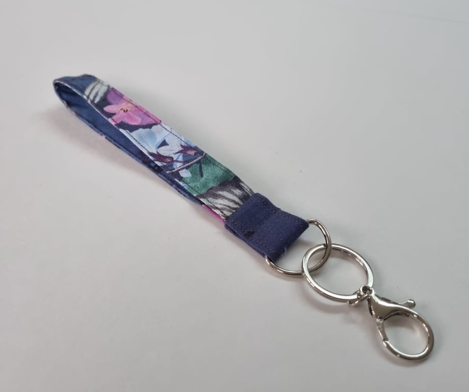 Blue Floral Wristlet Keyring – upcycled fabric – Small Gift 