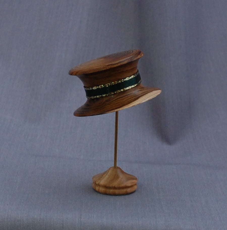 Get a Hat and Get Ahead in English Laburnum