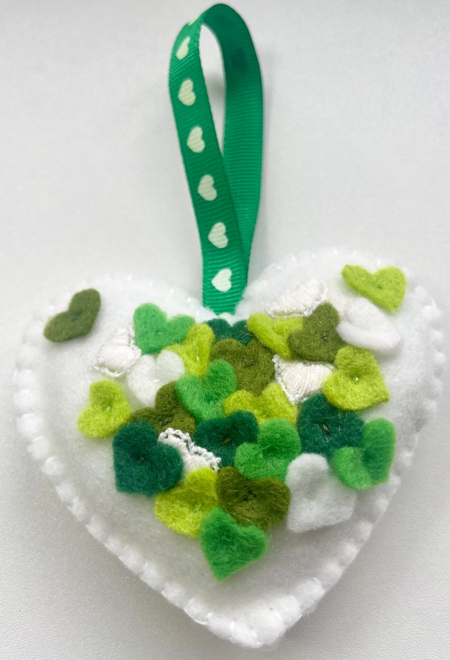 Felt hanging heart greens