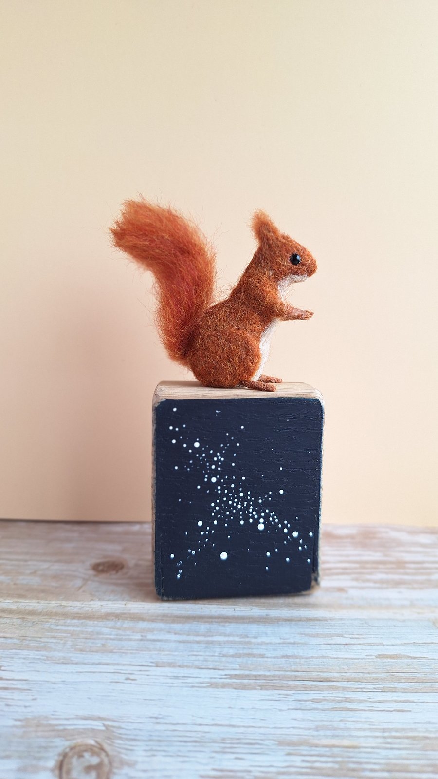 Oak Block - Red Squirrel