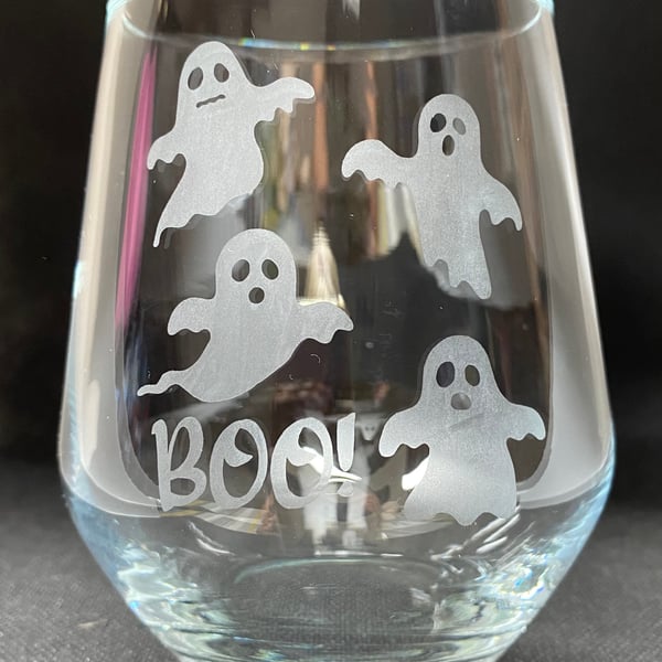 Hand Etched Wine Glass Ghosts
