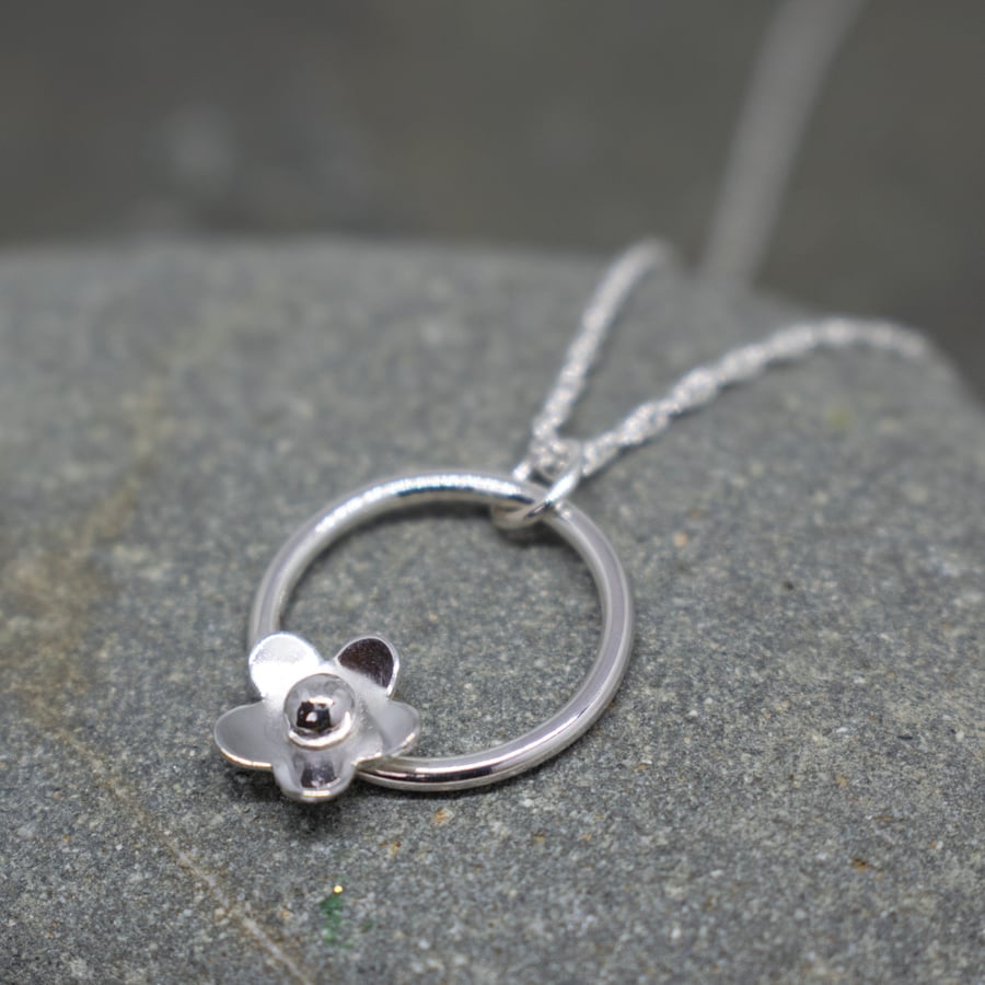 Flower Pendant - Silver Circle Hoop Necklace 