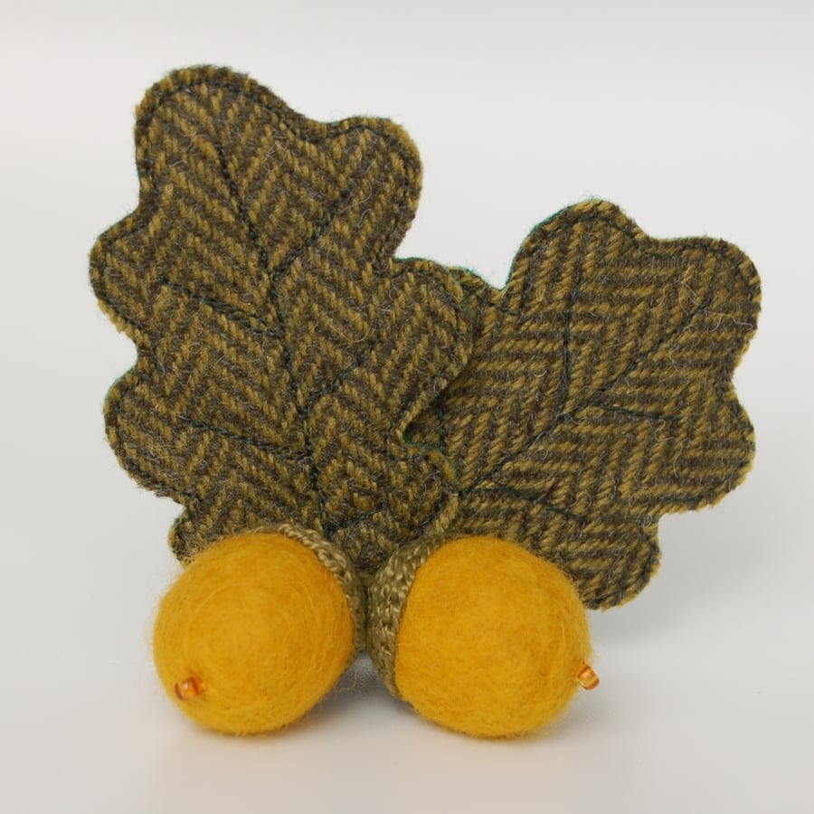 Acorn Brooch