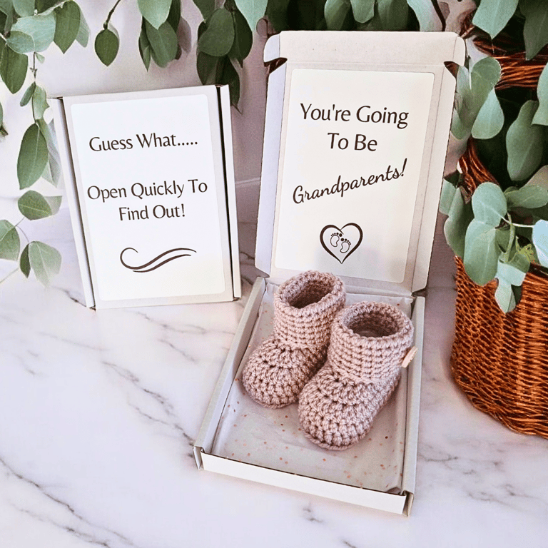 Pregnancy Announcement – You're Going To Be Grandparents 