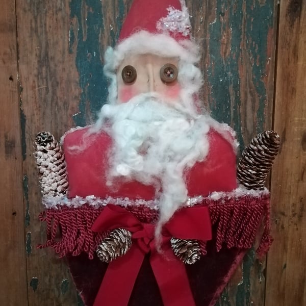 Primitive Santa Wall Hanging 