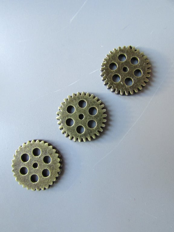 Bronze Cog Wheel Jewellery Charm Steampunk in 6 different Designs to Choose