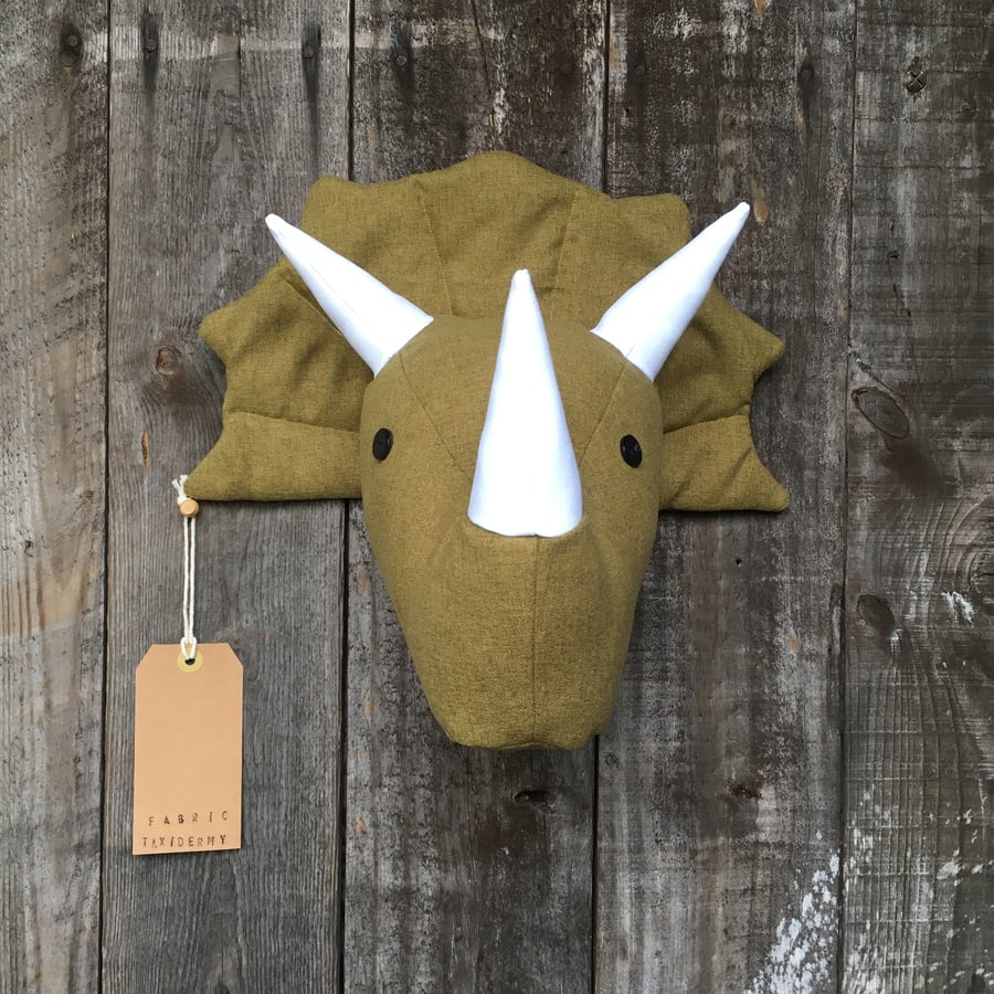 Wall mounted Triceratops head