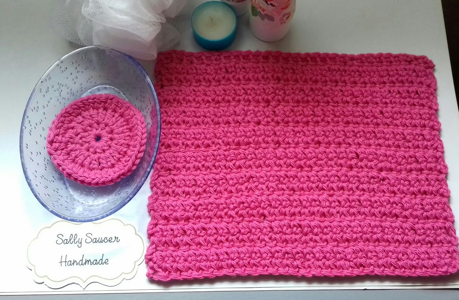 Wash Cloth Plus Reusable Make-up Remover Pad