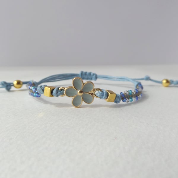 Gold Daisy Bracelet, beaded Macramé Blue Bracelet.