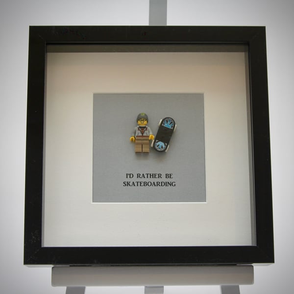 I'd Rather be Skateboarding mini Figure frame.