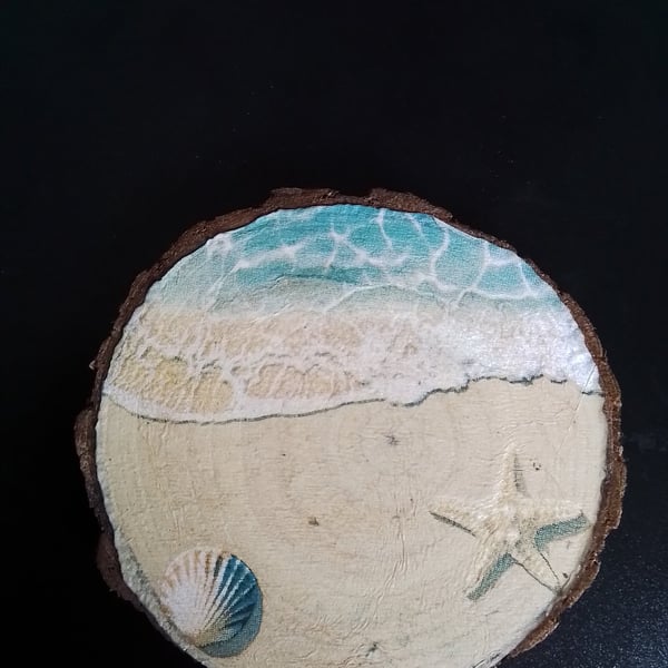 Woodslice decoupage coaster 