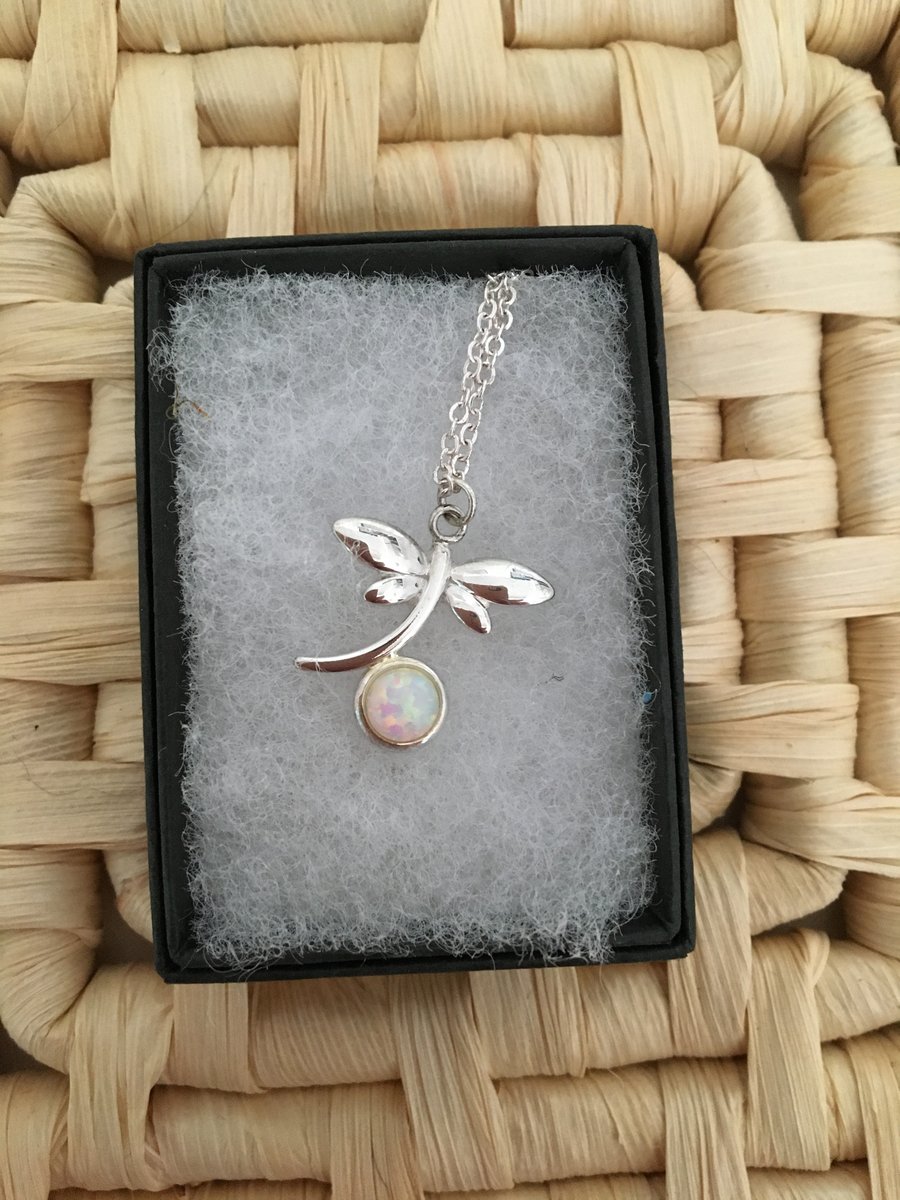 Beautiful Dragonfly Pendant with a Faux Opal Centrepiece