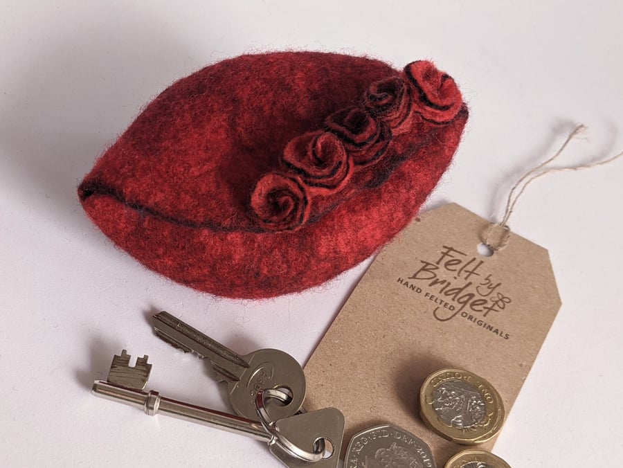Wet felted Pod Purse: Red purse (L)