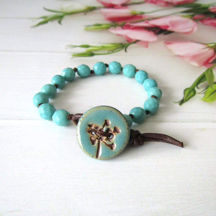 Blue Seed Design Button Beaded Bracelet 