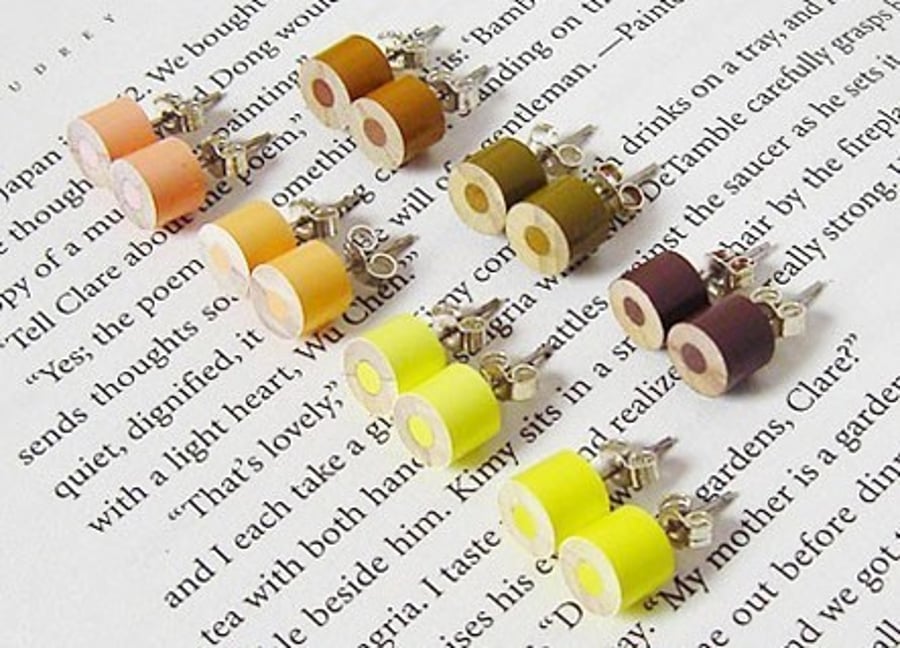 colour pencil ear studs, the yellow and brown collection (1 pair)