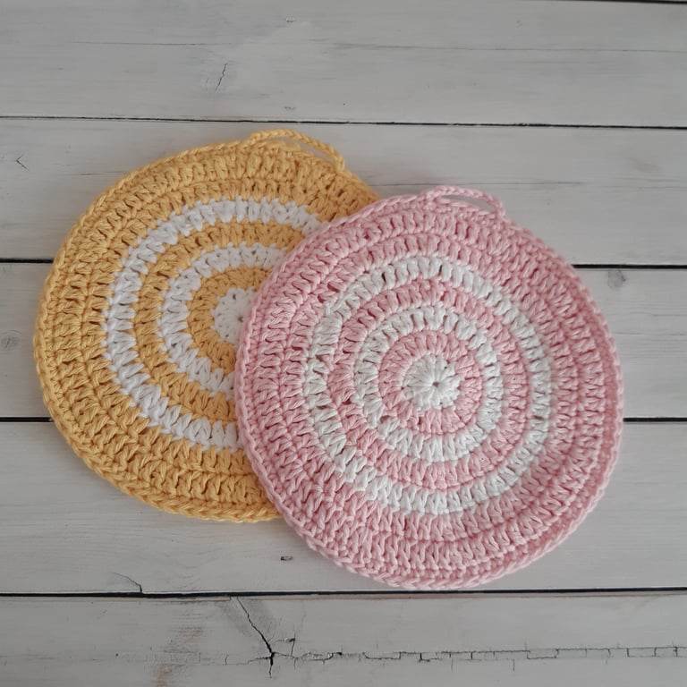 Handmade HOT lid holder with loop