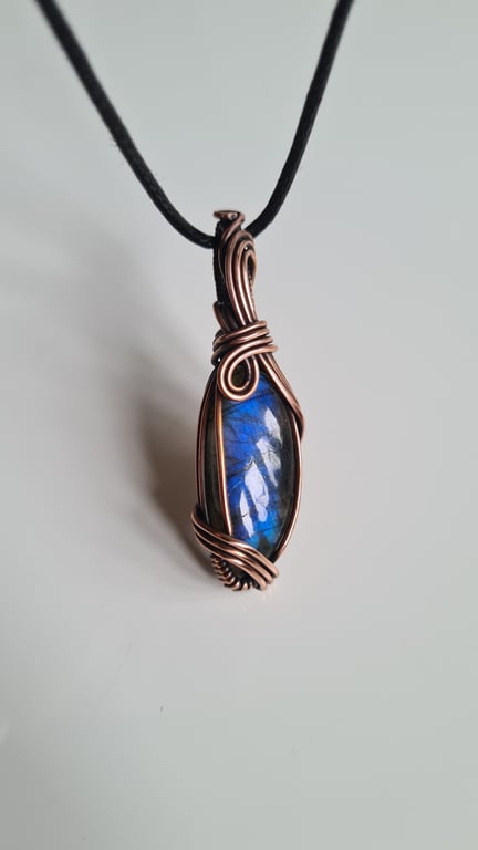 Blue Natural Labradorite Copper Unisex Necklace Pendant Gift Crystal Jewellery 