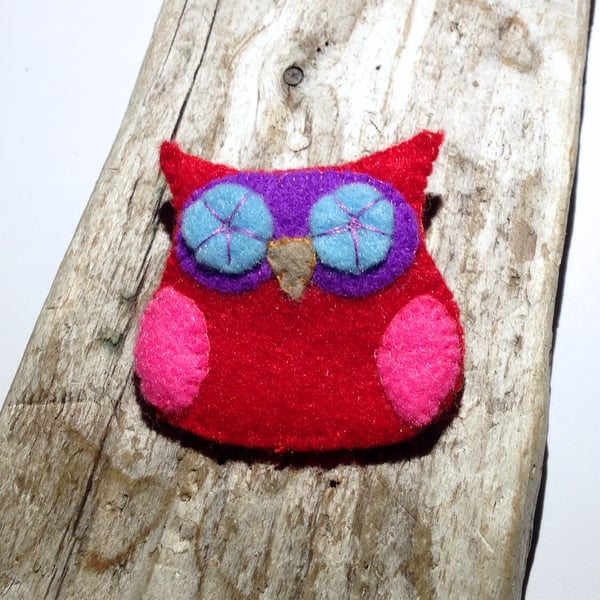 Cute Felt Owl Brooch - UK Free Post