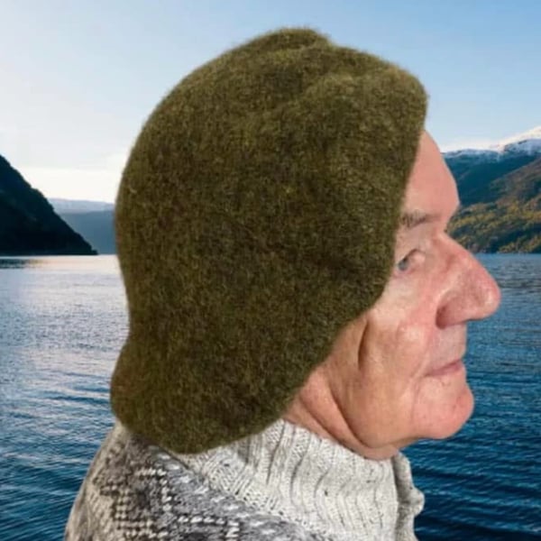 Scots Bonnet. Hand Knitted Outlander Inspired, Head Circumference 56-61cm