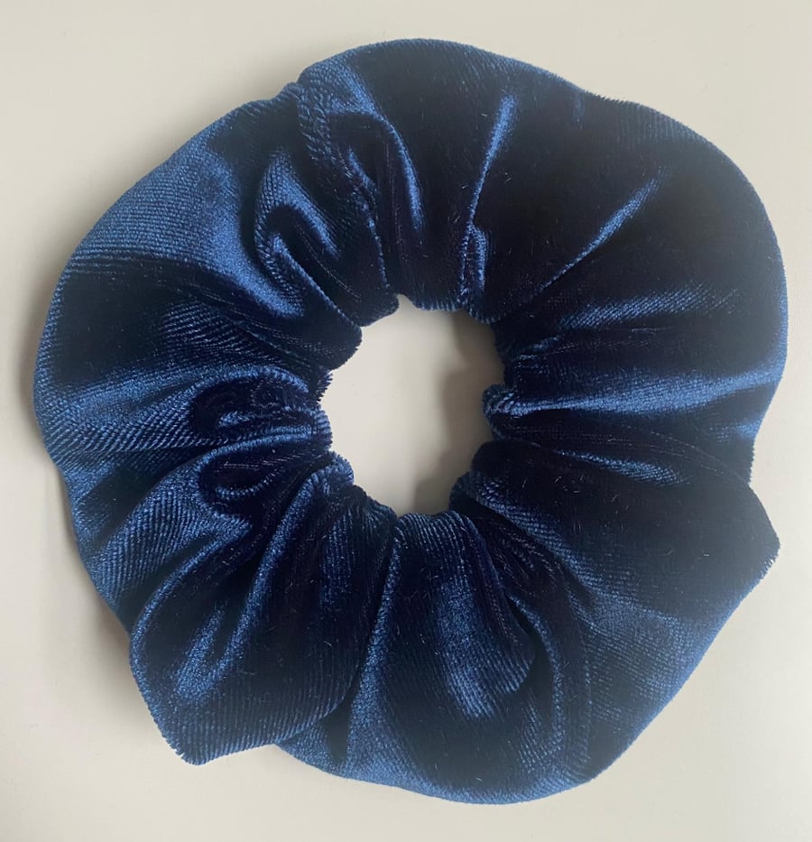 Navy Velvet Scrunchie 