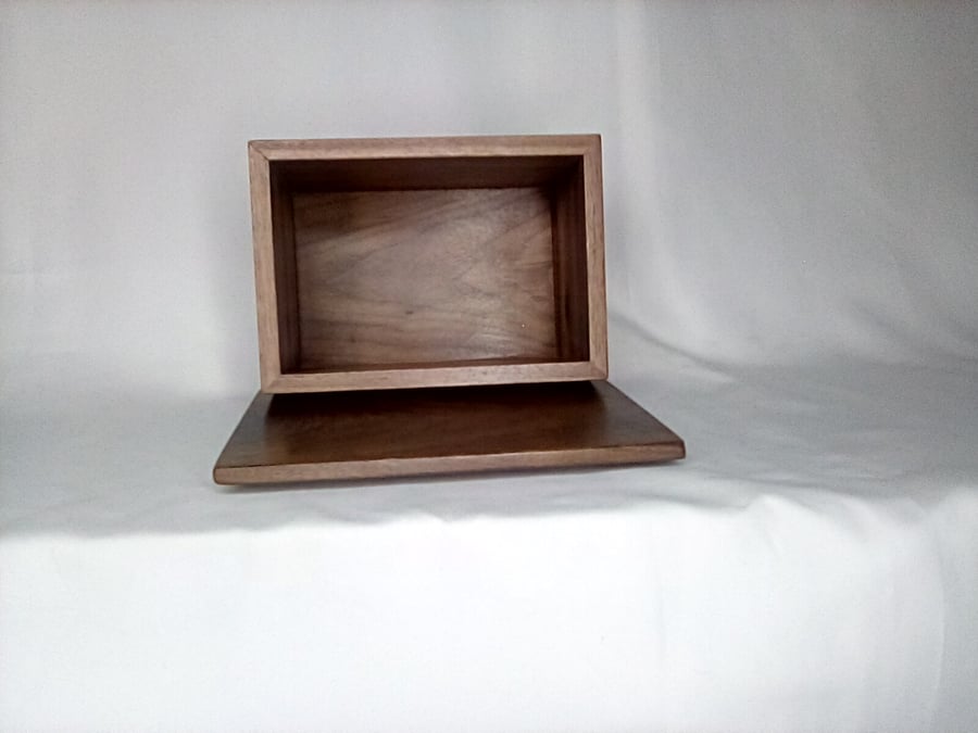 Walnut trinket box