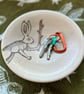 Sycamore bowl with medieval hare - Image 3