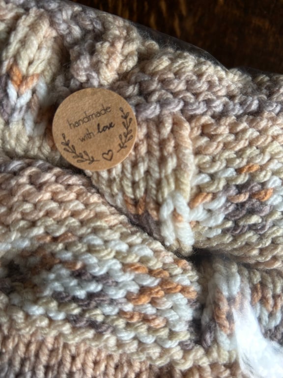 Baby blanket in Hayfield Baby Blossom Tiger Lily