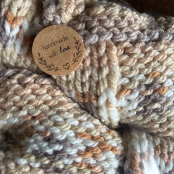 Baby blanket in Hayfield Baby Blossom Tiger Lily