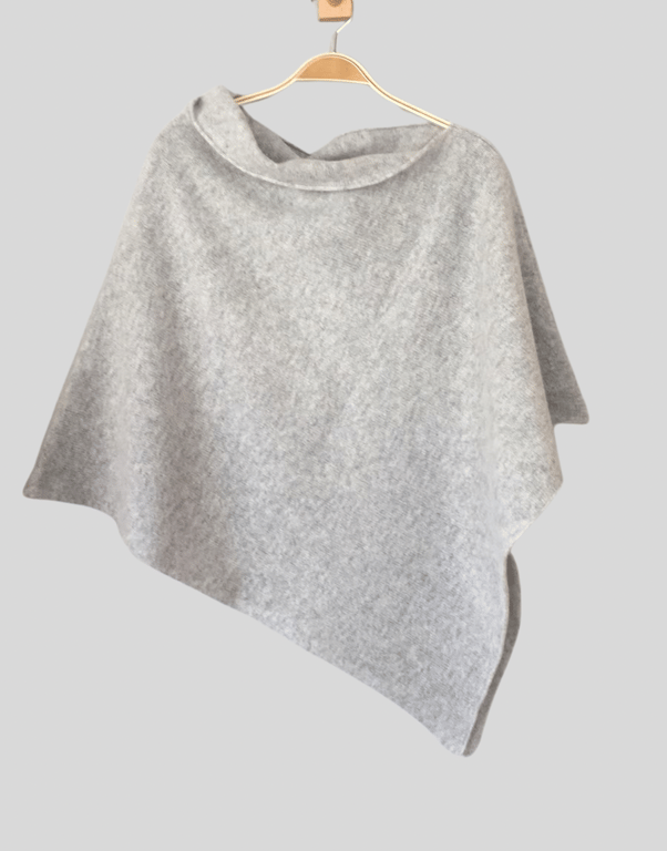 Poncho merino lambswool silver grey 