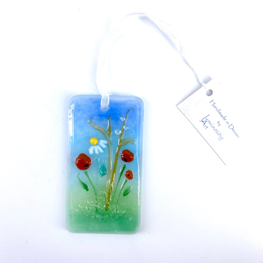 Pretty Glass Light Catcher - Delicate Wild Flowers Design 