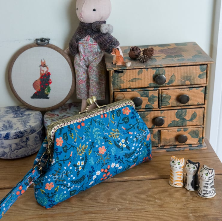 Botanical wristlet clutch purse in Rifle Paper Folksy