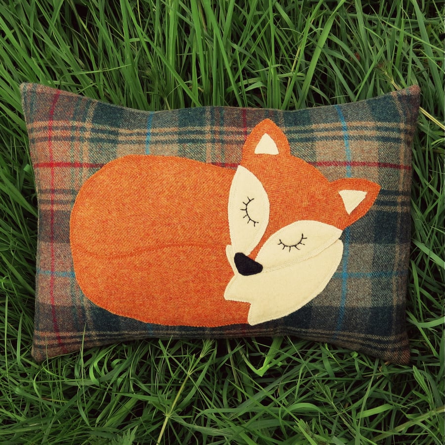 Fox cushion.  A Snoozy fox on tactile wool.  Complete with feather pad.