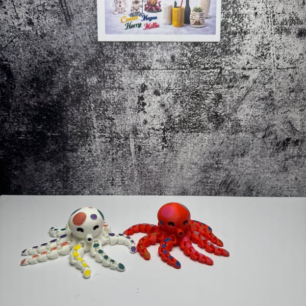 Articulated Octopus Figure – Handmade 3D Printed Poseable Creature