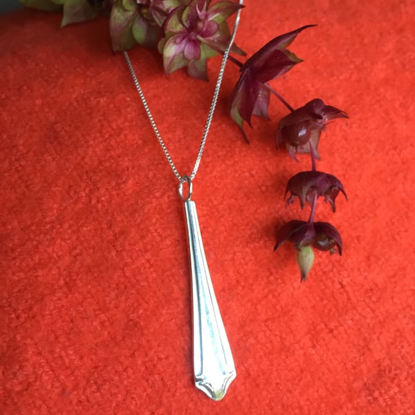 Solid silver deco necklace made from a Sheffield 1928 teaspoon