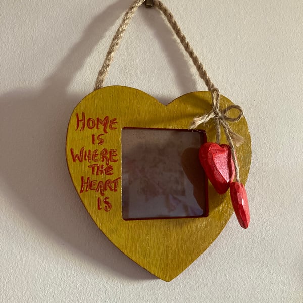 Hanging heart frame