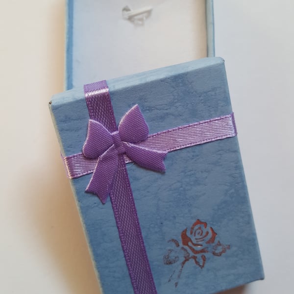 1 x Cardboard Jewellery Gift Box - 7cm - Bow & Rose Design - Purple 
