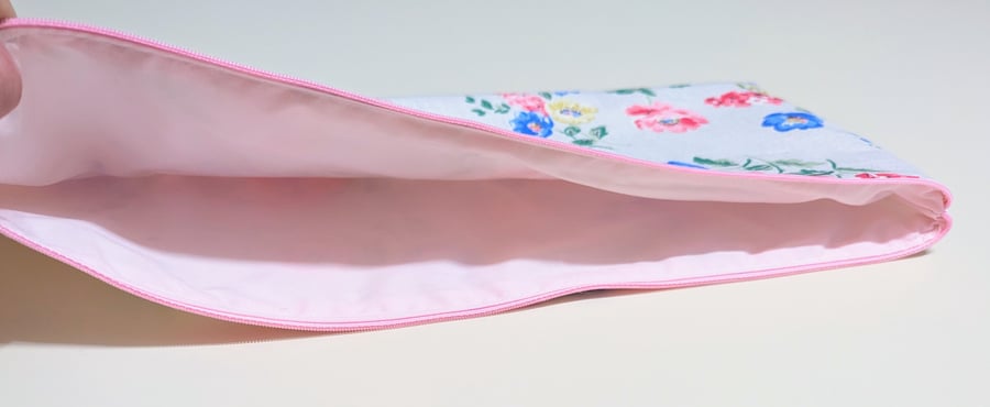 Knitting needle bag in Cath Kidston Floral fabric 