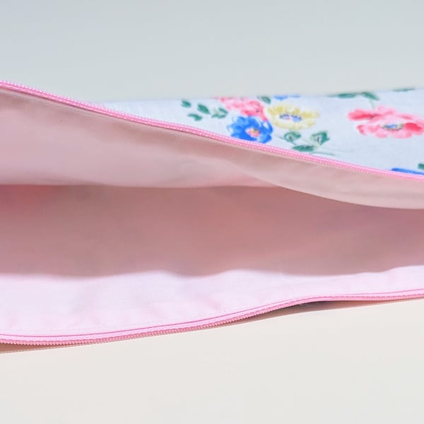 Knitting needle bag in Cath Kidston Floral fabric 