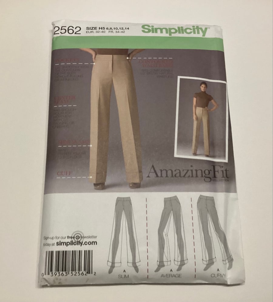 Sewing pattern, uncut, Simplicity 2562 trouser pattern
