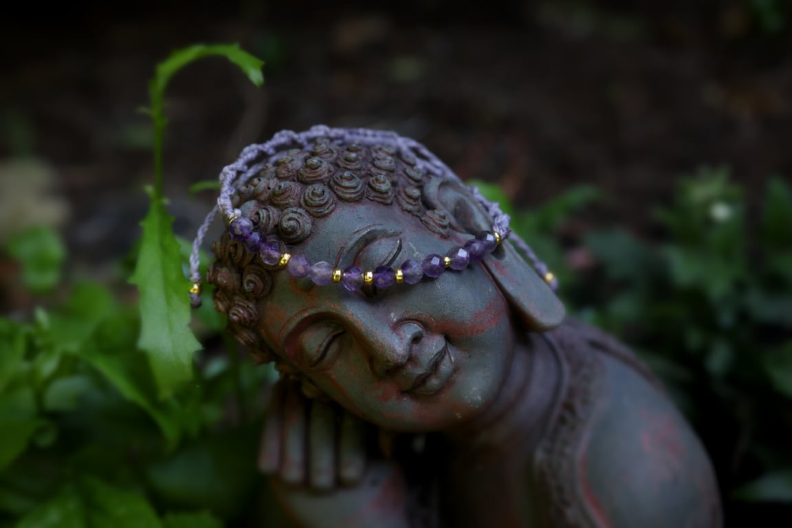 Bracelet with amethyst in mauve colour festival Boho hippie spiritual 