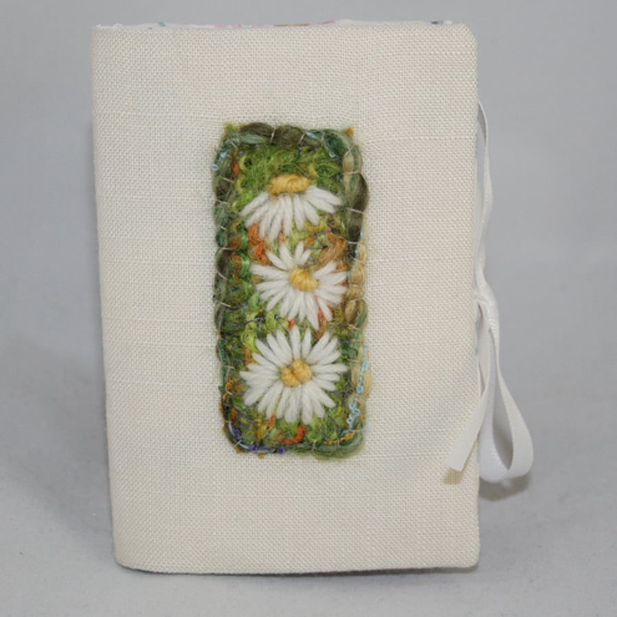 Embroidered Notepad - Summer Daisies