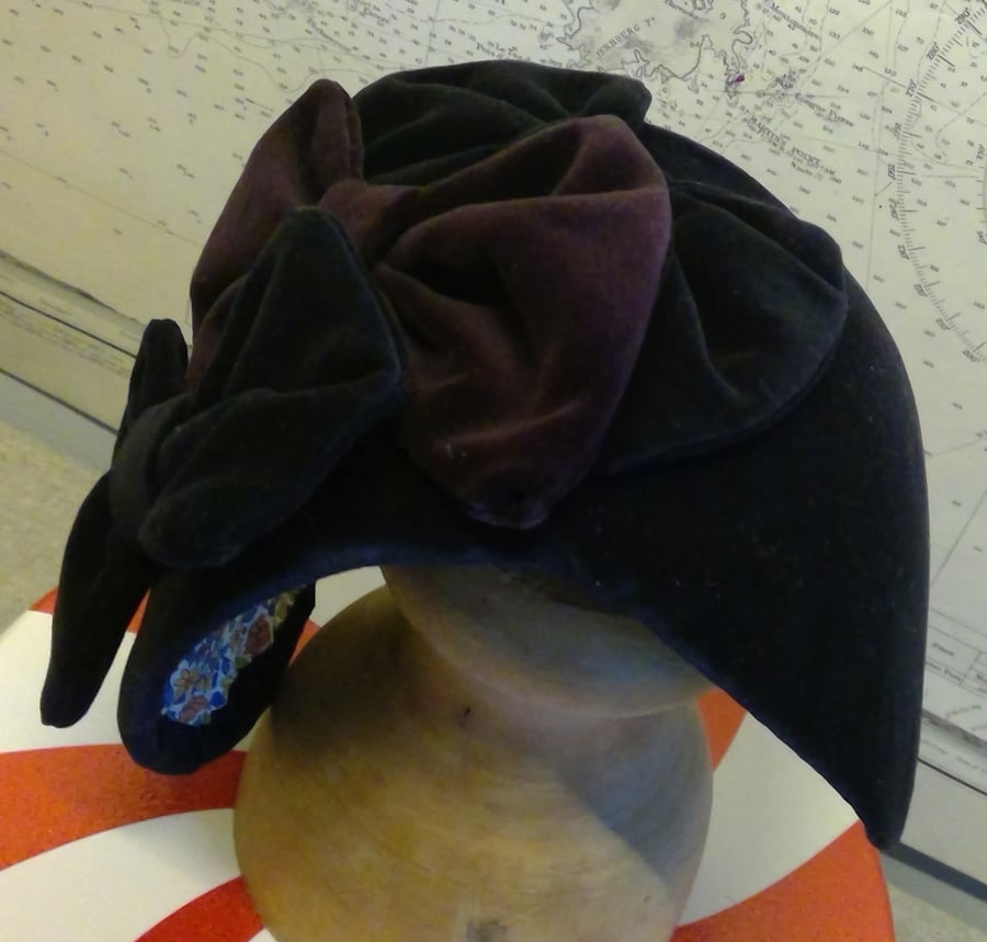 1950 style velvet headpiece with bows 
