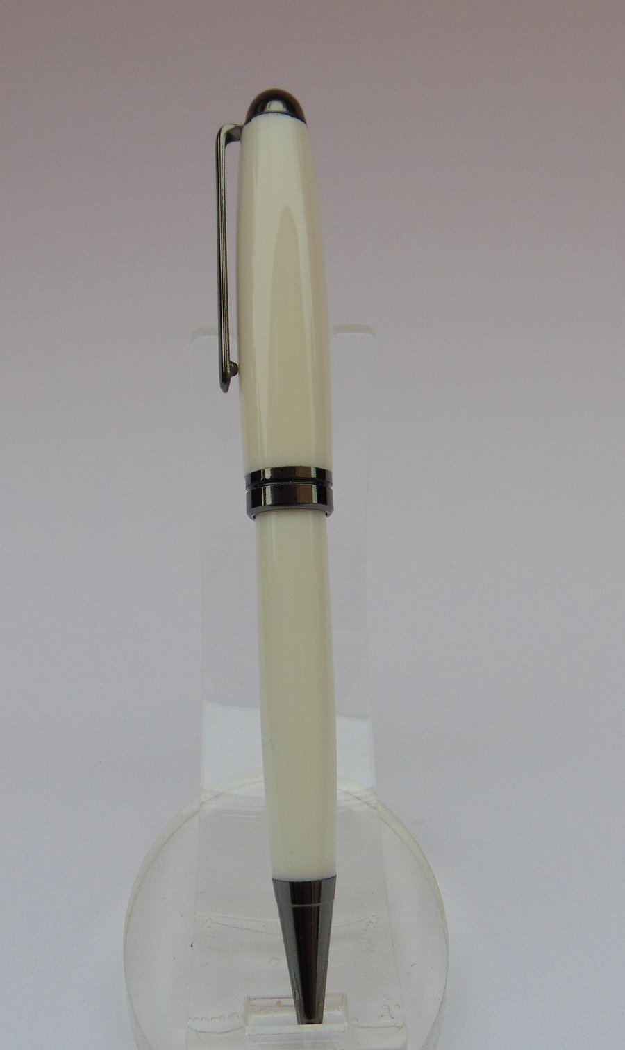 Alternative Ivory Pen (33)