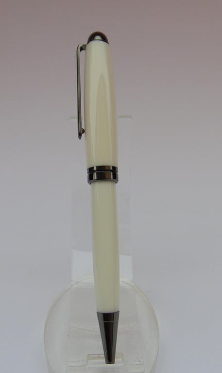 Alternative Ivory Pen (33)