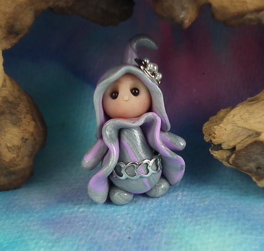 Tiny Village Gnome 'Lissy' 1.5" OOAK Sculpt by Ann Galvin
