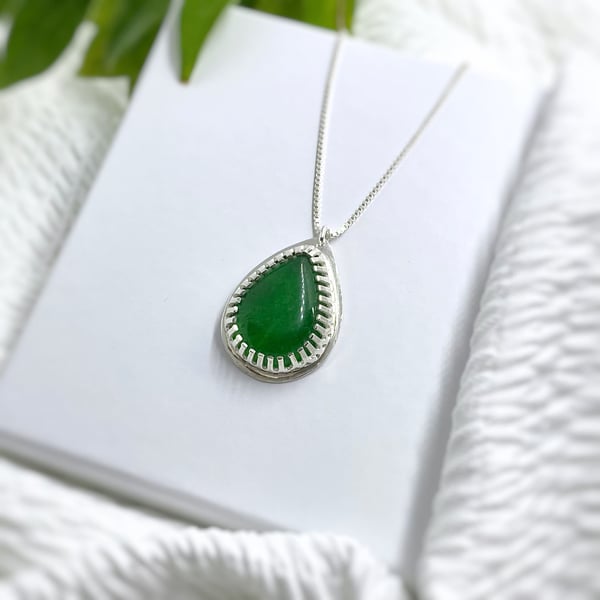 'Malaysian Jade' Quartz Pendant