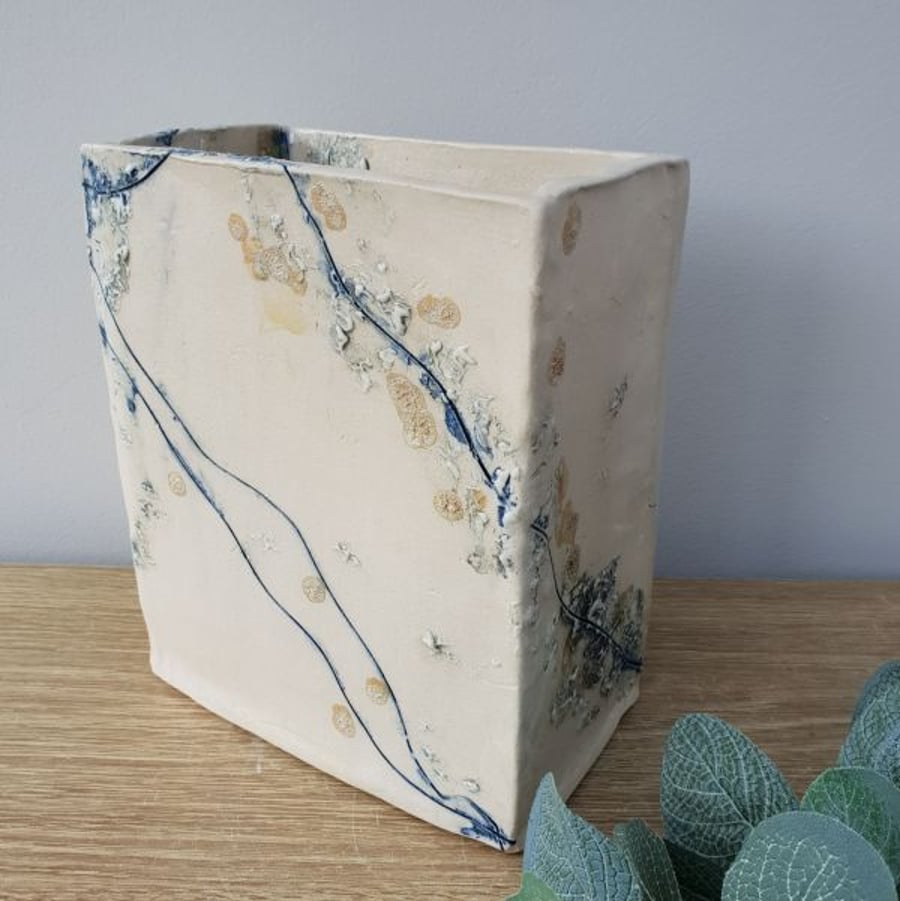 Rectangular Sea Line Ceramic Vessel