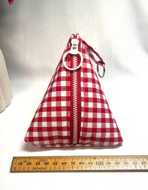 Handmade Triangle Zipper Pouch 