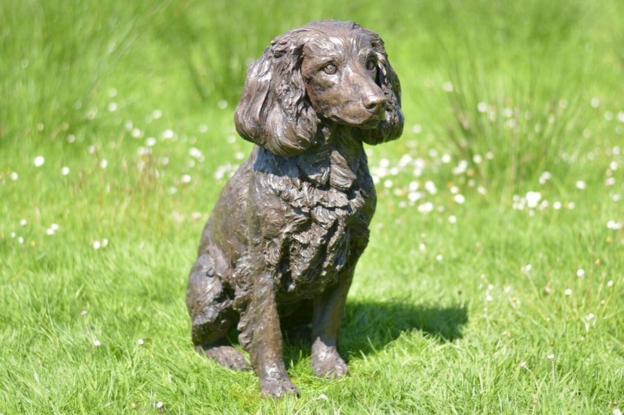 Sitting Working Spaniel Statue Large Bronze Resin Garden Sculpture