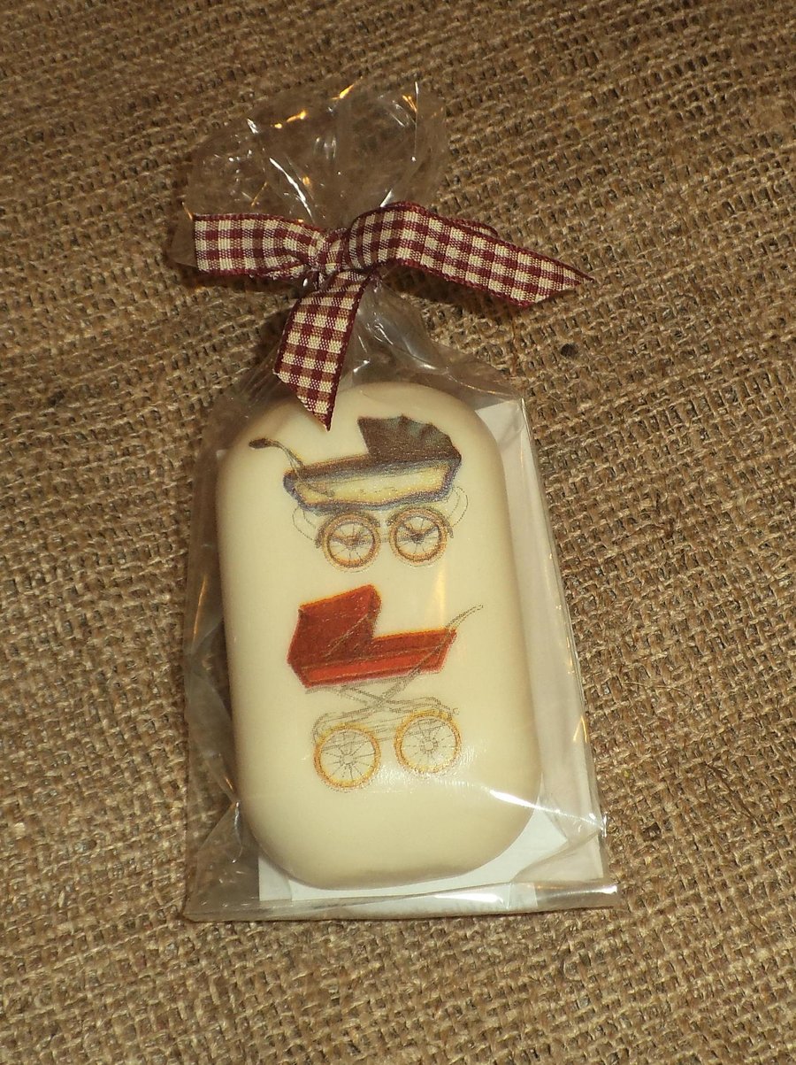 Unusual Pretty Decorated Baby Soap Vintage Prams Shower Gift 